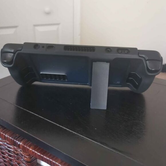 Steam Deck 512 GB w/ Docking Station - LCD - Perfect Condition - Picture 4 of 6